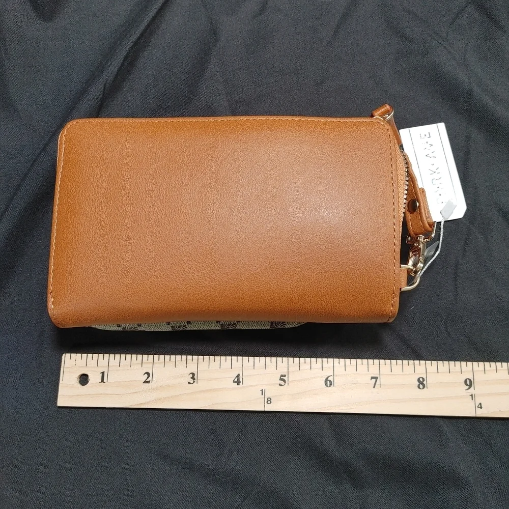 Park Avenue Brown and Cream Patterned Women's Wrislet/Crossbody Bag